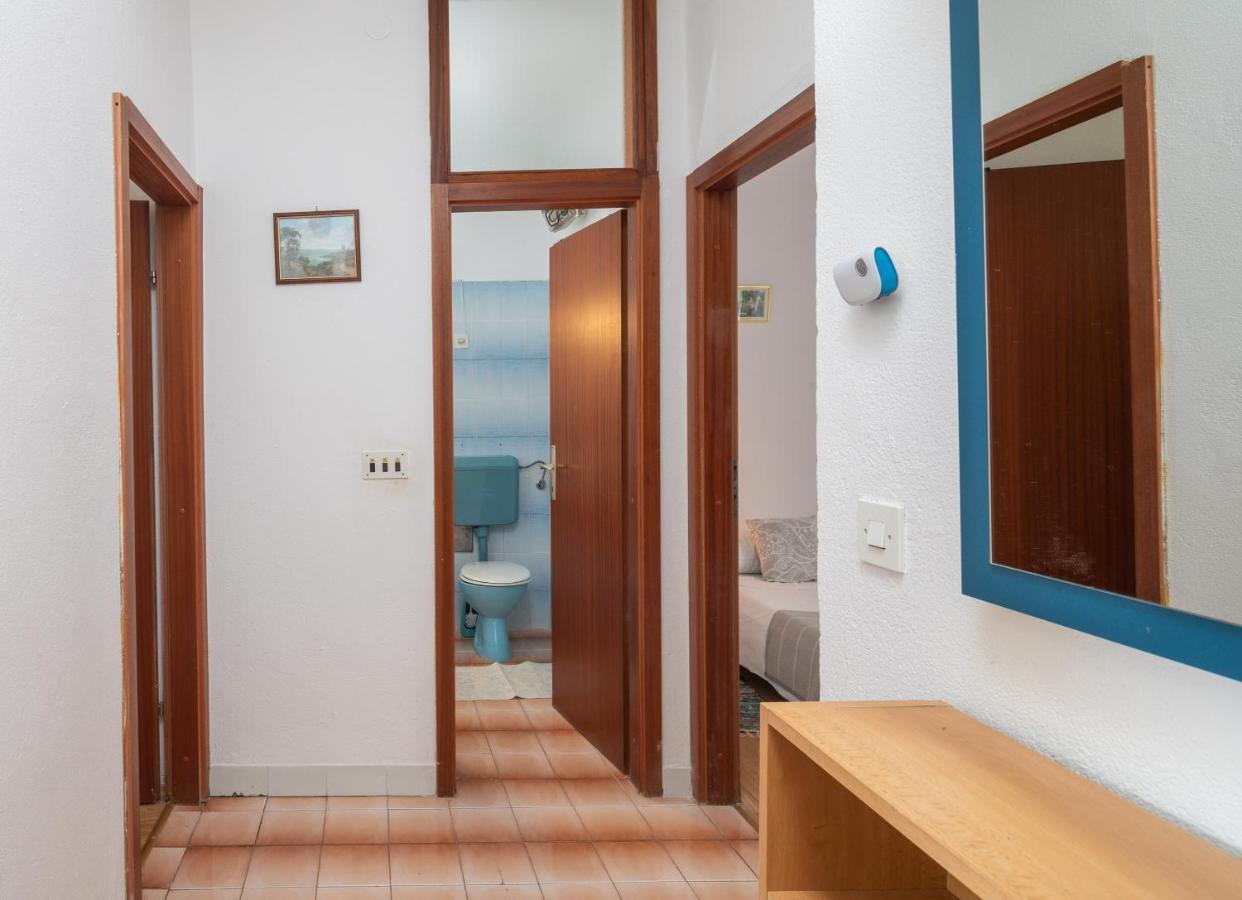 Apartments Near Beach Babic Split Ngoại thất bức ảnh